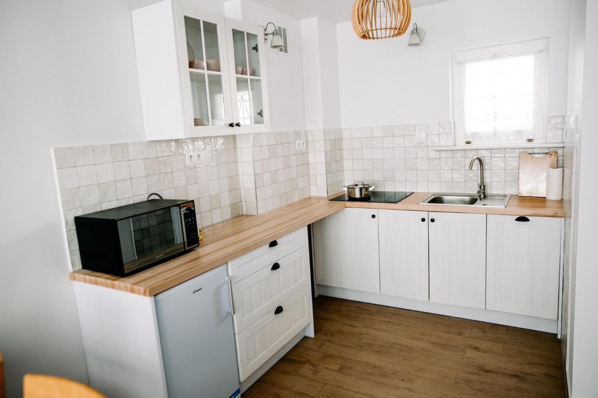 Apartament Antrakt เยเลเนียกูรา ภายนอก รูปภาพ